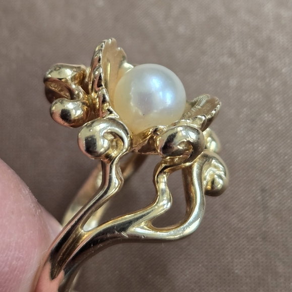 Vintage 14k Gold Clam Shell Pearl Ring - Picture 5 of 13